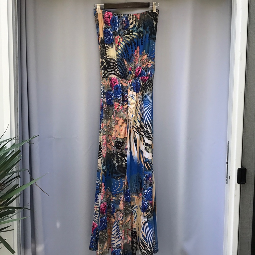 Strapless maxi dress with scrunch butt